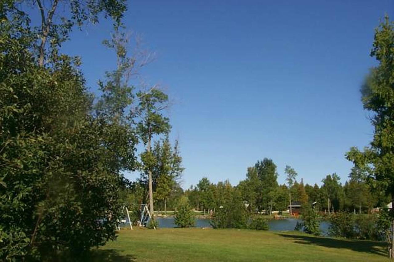 Wee Point Resort Manitowaning 외부 사진