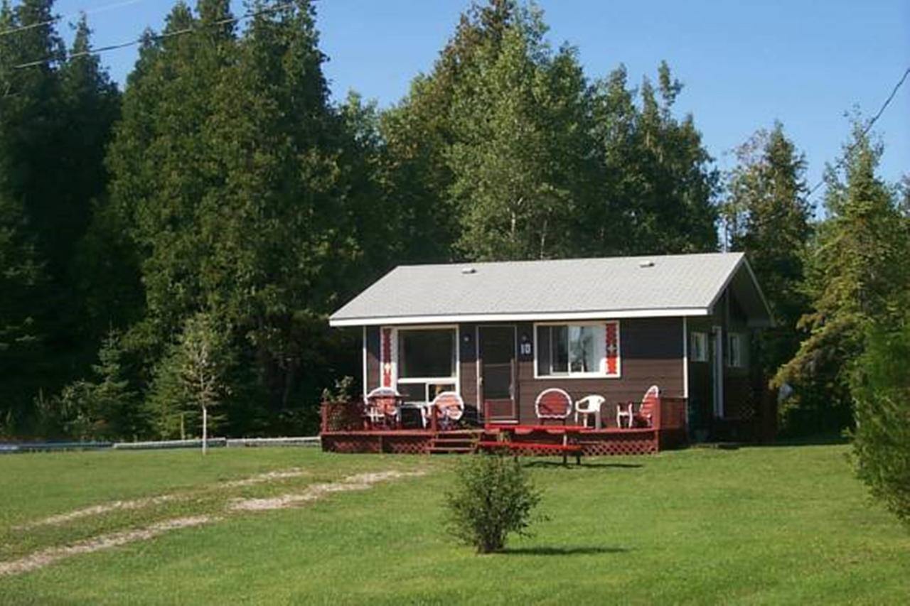 Wee Point Resort Manitowaning 외부 사진