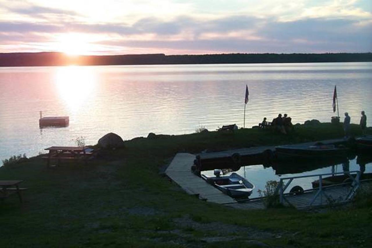 Wee Point Resort Manitowaning 외부 사진